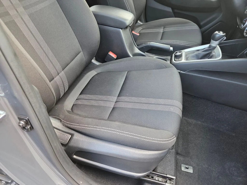 Certified Used 2025 Gray Hyundai SEL image 29