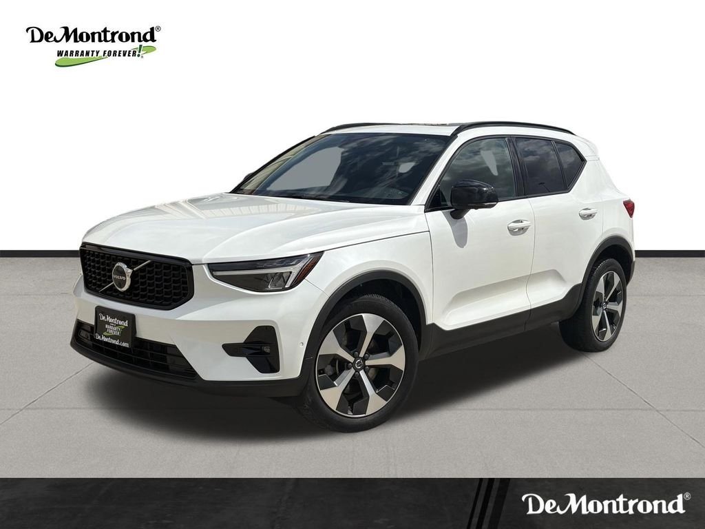 2023 Volvo XC40 Plus