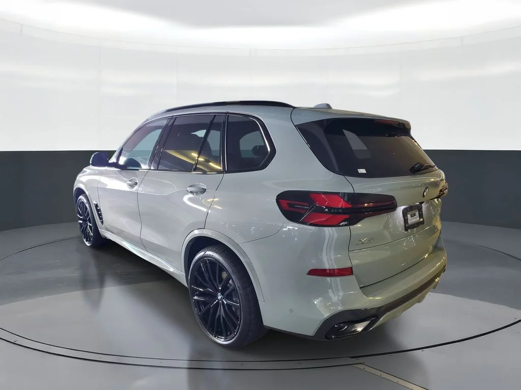New 2026 Brooklyn Grey Metallic BMW sDrive40i image 4