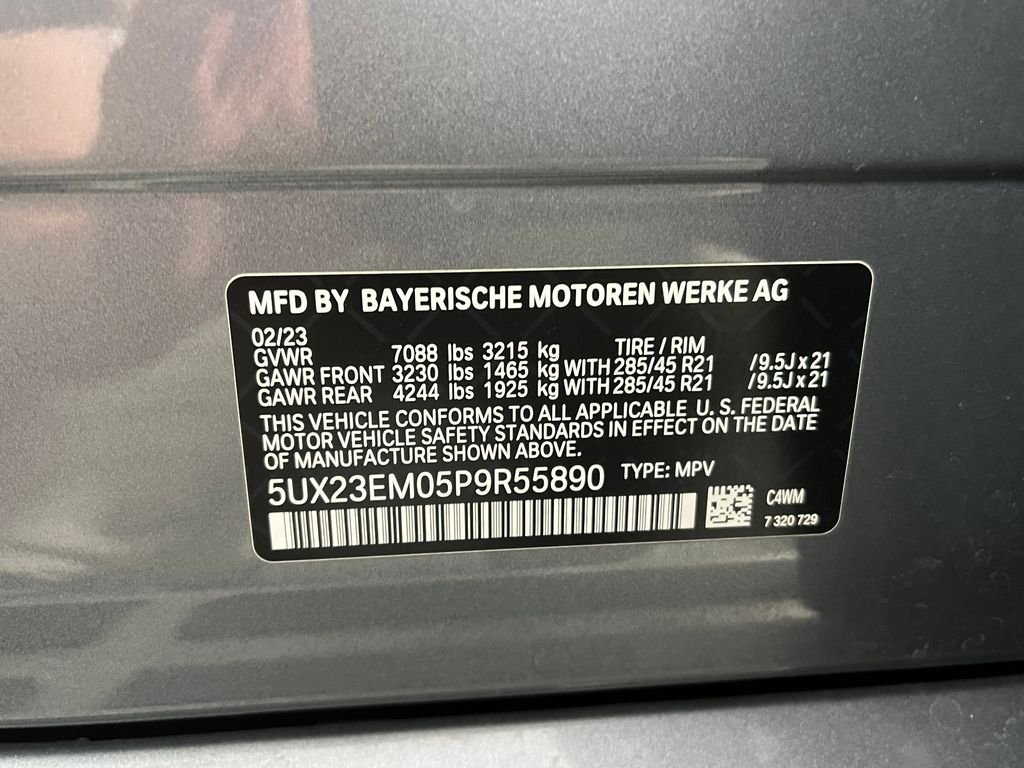 Used 2023 Gray BMW xDrive40i image 31