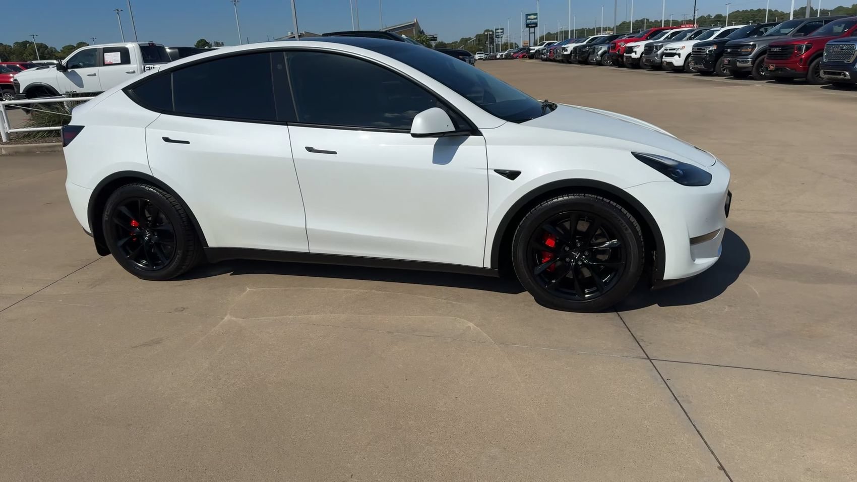 Used 2022 Tesla Model Y Performance with VIN 7SAYGDEFXNF354929 for sale in Longview, TX