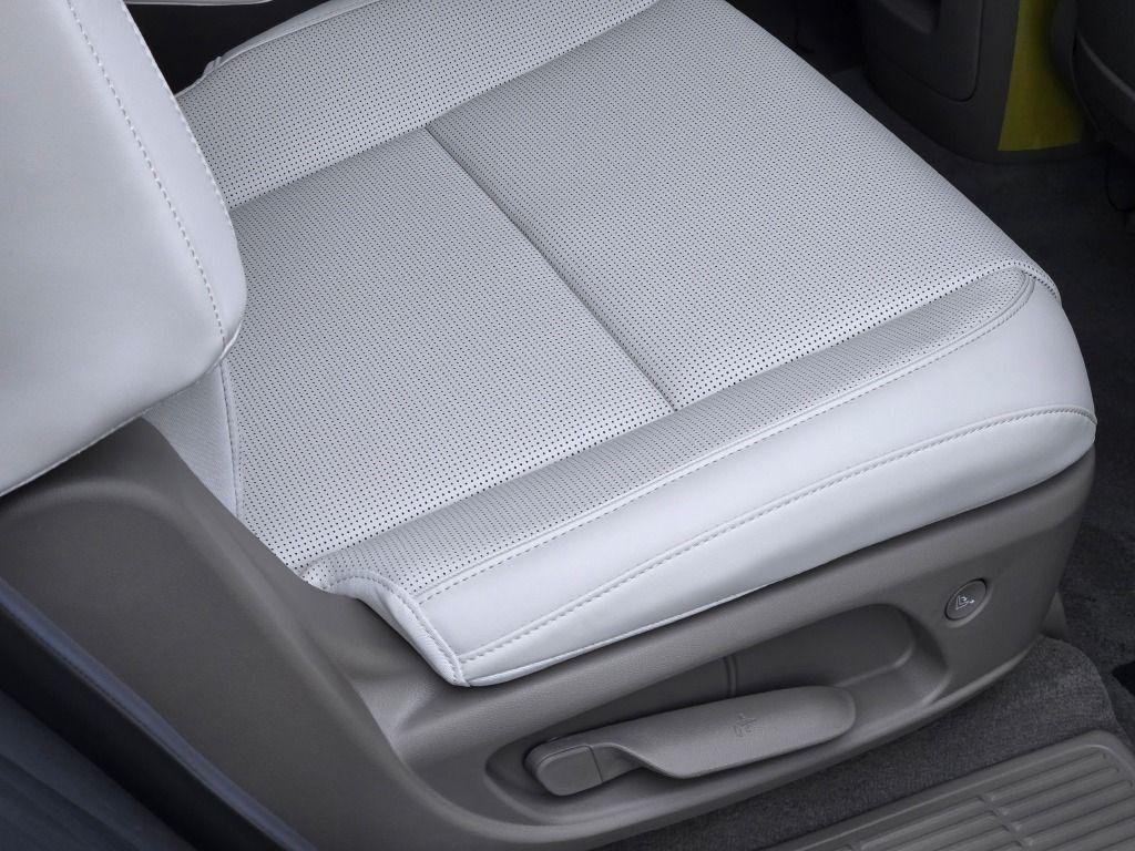 New 2026 Gray Pearl Hyundai SEL Premium 7P image 12