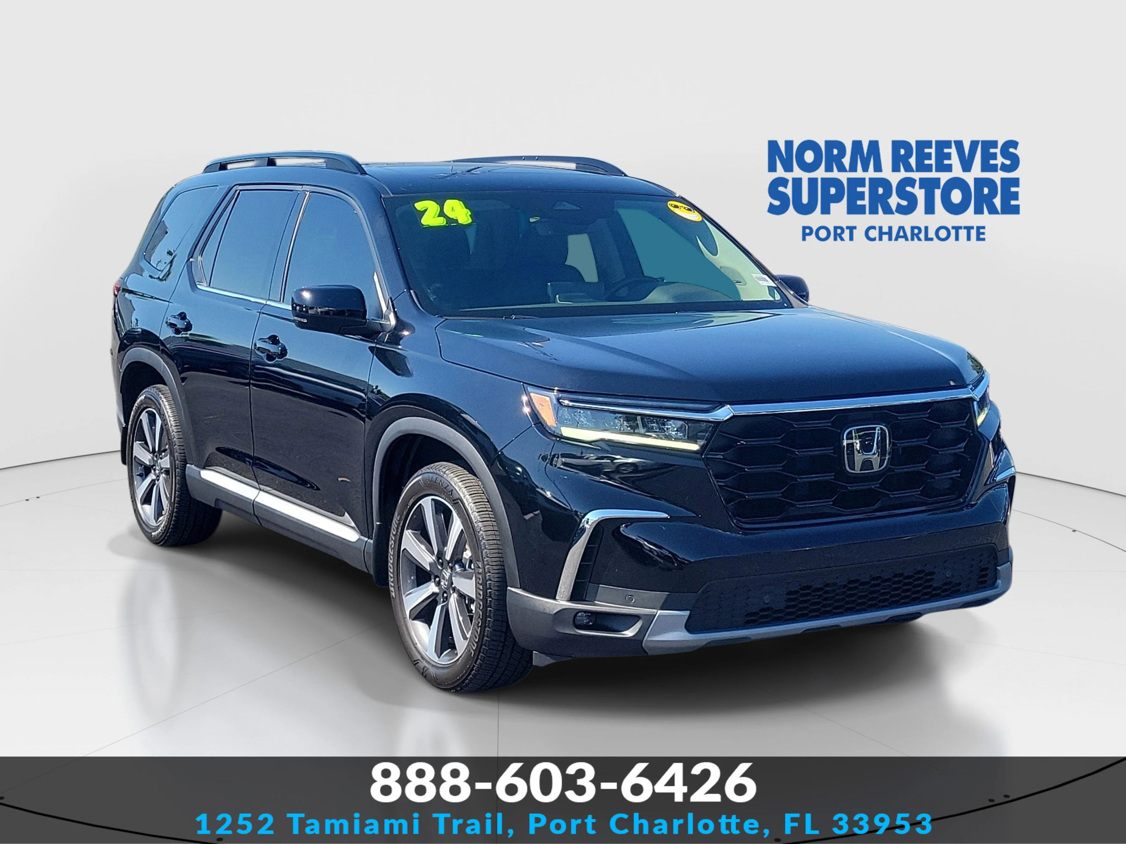 2024 Honda Pilot Touring AWD's photo