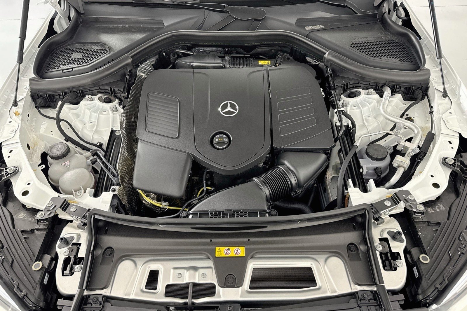 Certified Used 2026 Polar White Mercedes-Benz 300 image 12