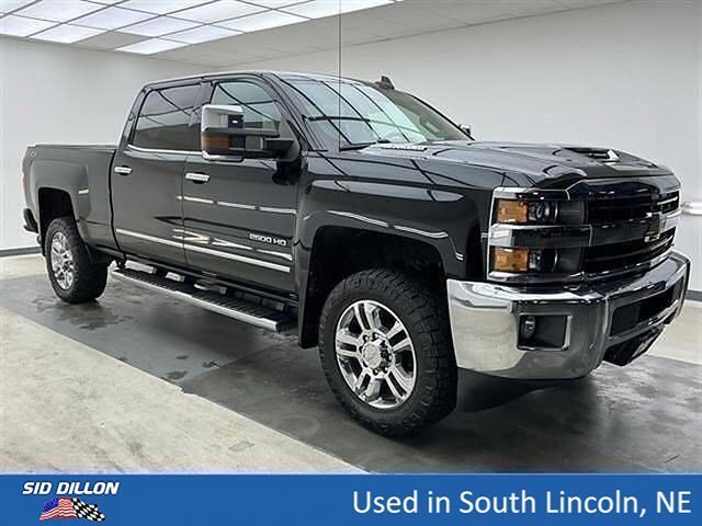 Used 2019 Black Chevrolet LTZ image 3