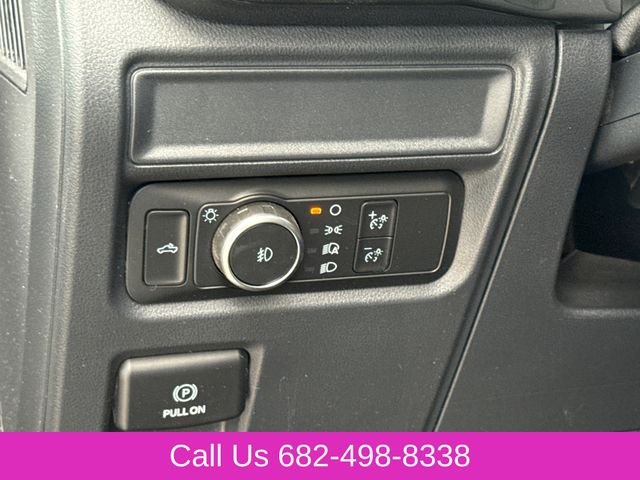 Used 2022 White Ford XL image 22