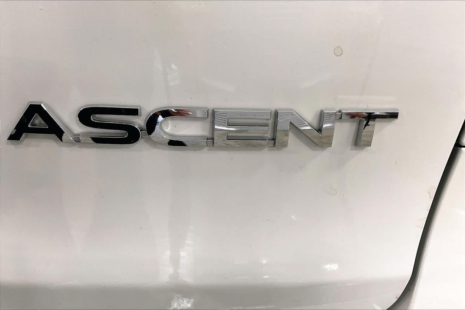Used 2019 Crystal White Pearl Subaru Premium image 10