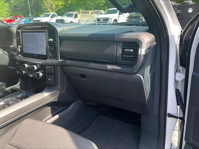 Used 2024 White Ford XLT image 17