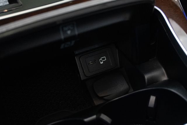 Used 2022 White Mercedes-Benz E 450 image 14