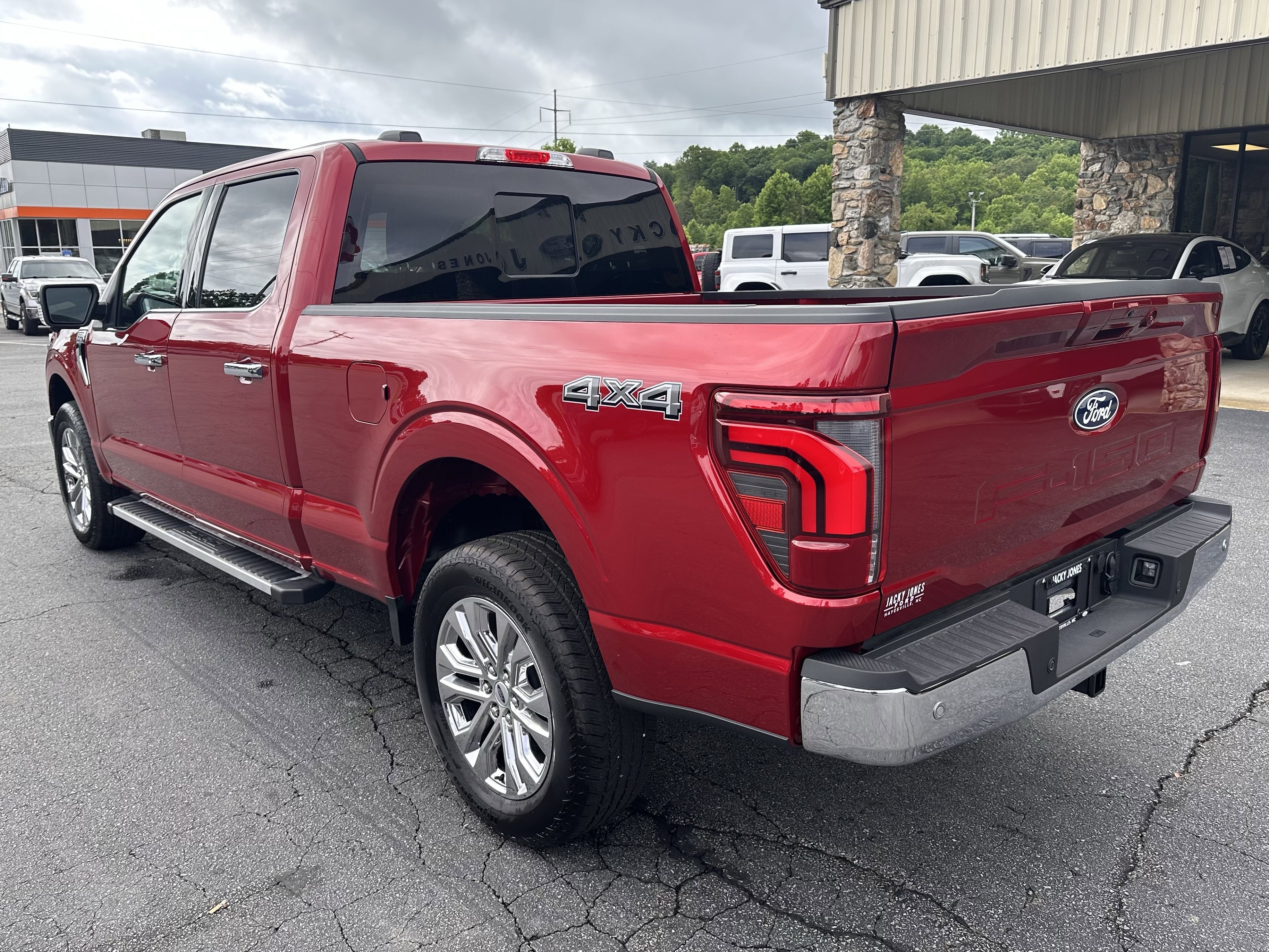 Certified Used 2026 Ruby Red Metallic Tinted Clearcoat Ford LARIAT image 8