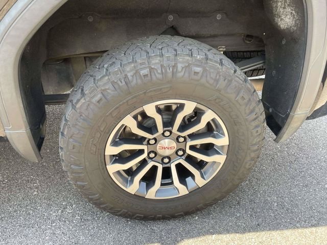 Certified Used 2020 Onyx Black GMC AT4 image 27