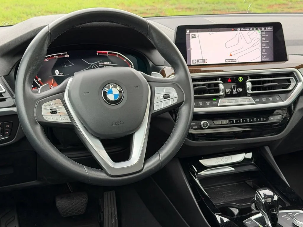 Used 2023 Black BMW sDrive30i image 15