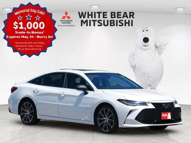 2022 Toyota Avalon Touring's photo
