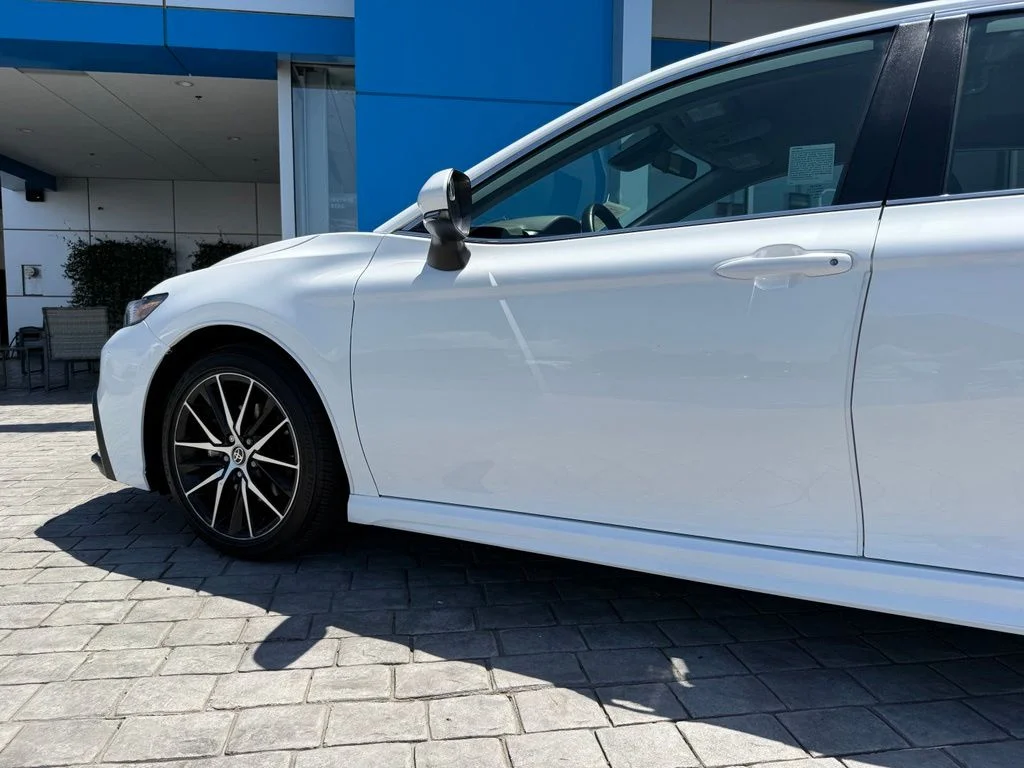 Used 2023 White Toyota SE image 13