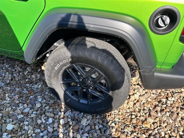 New 2026 Mojito Clear-Coat Exterior Paint Jeep Sport S image 7
