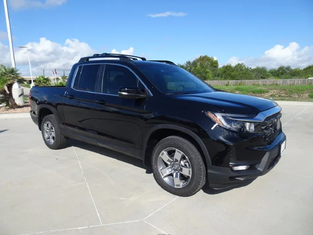 New 2026 Crystal Black Pearl Honda RTL image 3