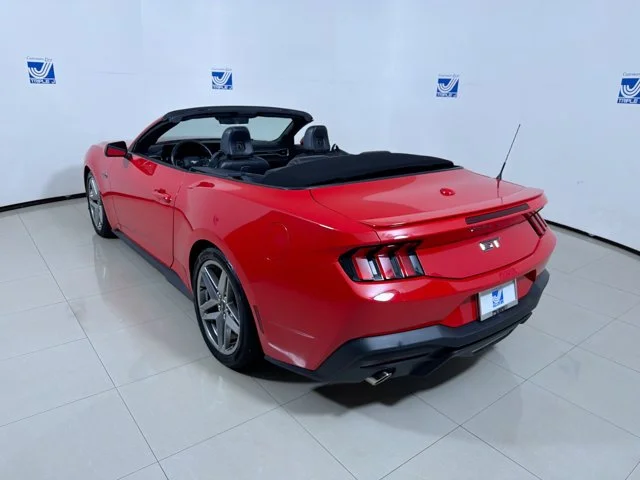 Used 2024 RACE RED Ford GT Premium 5.0L V-8 image 6