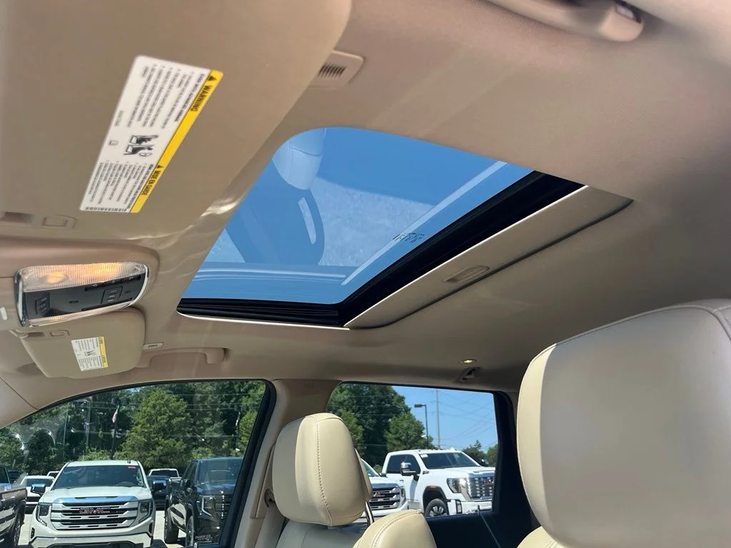 Used 2019 Bright White Clearcoat Jeep Limited image 19