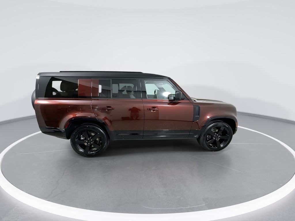 New 2026 Sedona Red Land Rover X-Dynamic SE image 9