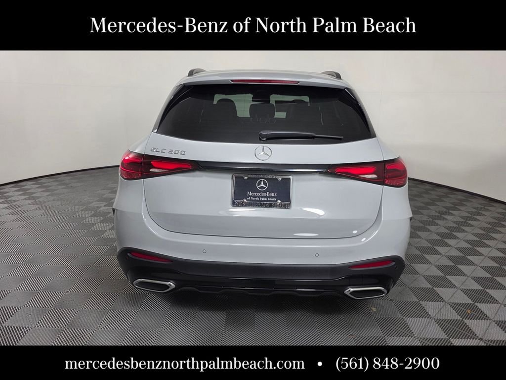 New 2026 MANUFAKTUR Alpine Grey Mercedes-Benz GLC 300 image 5