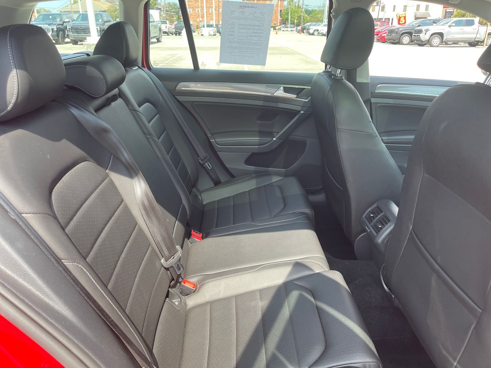 Used 2017 Red Volkswagen TSI SEL image 19