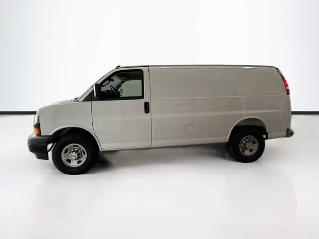 2025 Chevrolet Express Cargo Work Van - Photo 9