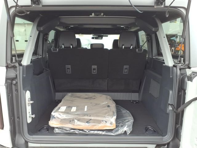 New 2026 Avalanche Gray Ford Badlands® image 10