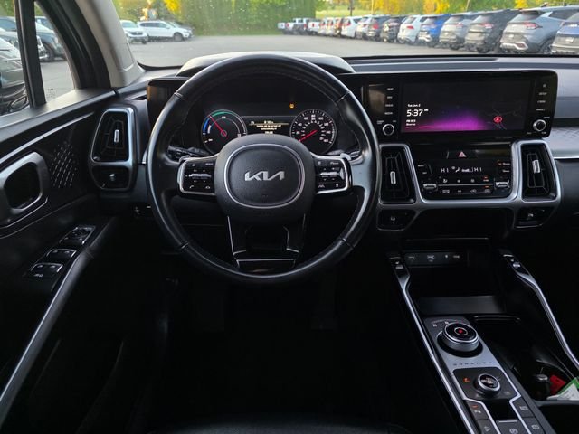 Used 2023 Gray Kia EX image 21