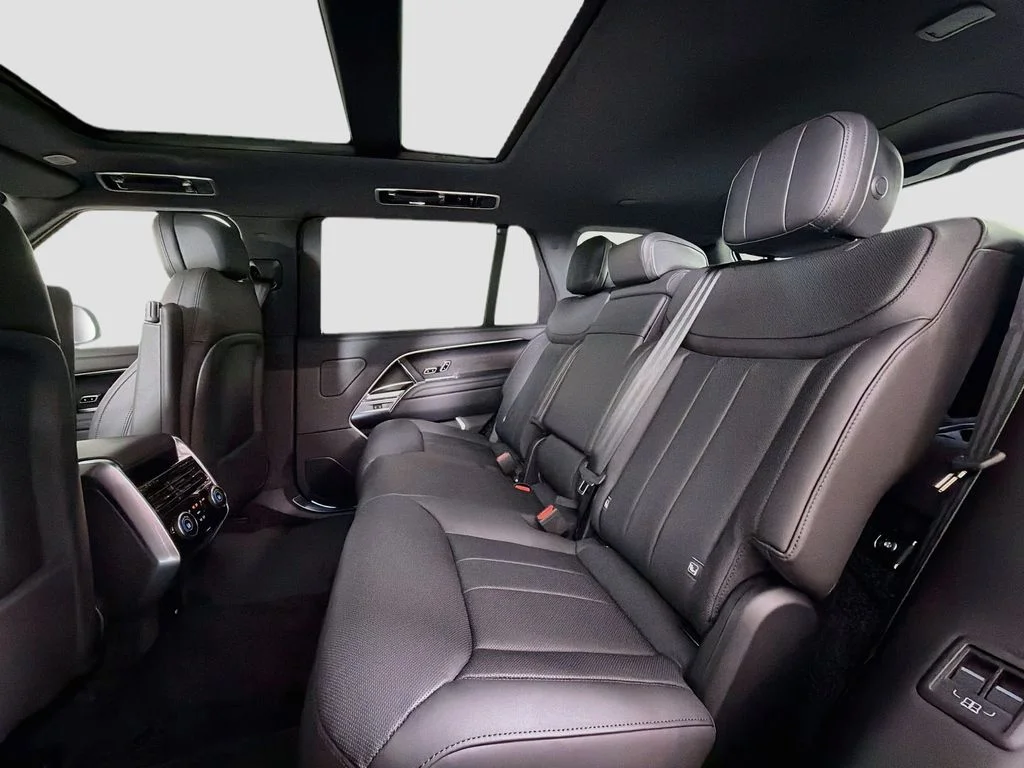 New 2026 Varesine Blue Land Rover SE 7 Seats image 26
