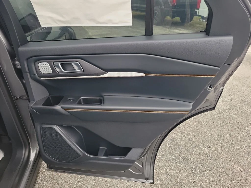 New 2026 Gray Ford Tremor image 33