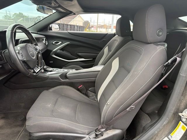 Used 2017 Black Chevrolet 1LT image 9