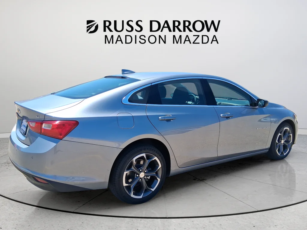 Used 2024 Gray Chevrolet LT image 5