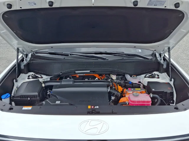 New 2026 White Hyundai SEL image 20