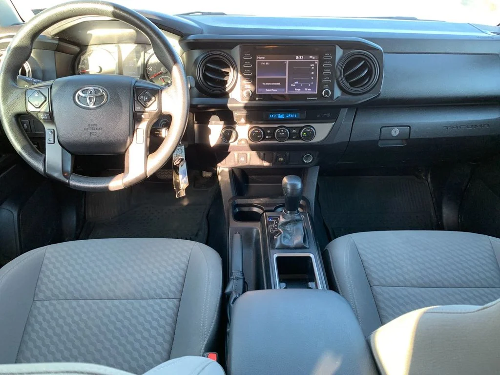 Used 2023 White Toyota SR image 16