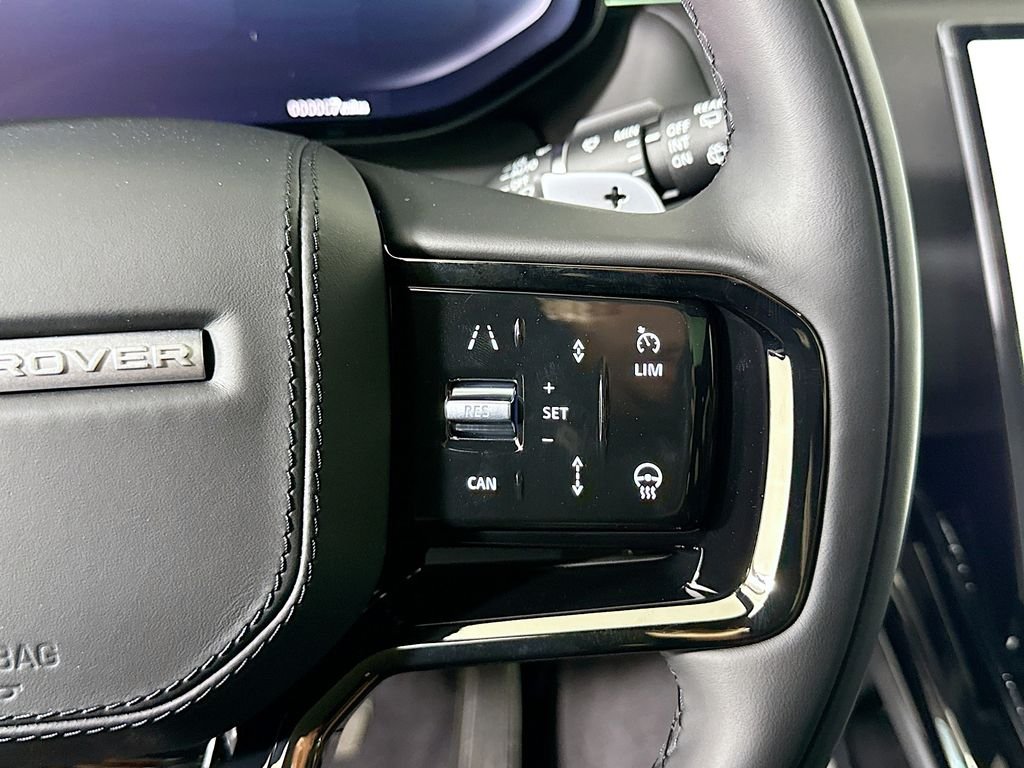 New 2026 Carpathian Grey Land Rover Dynamic SE image 12