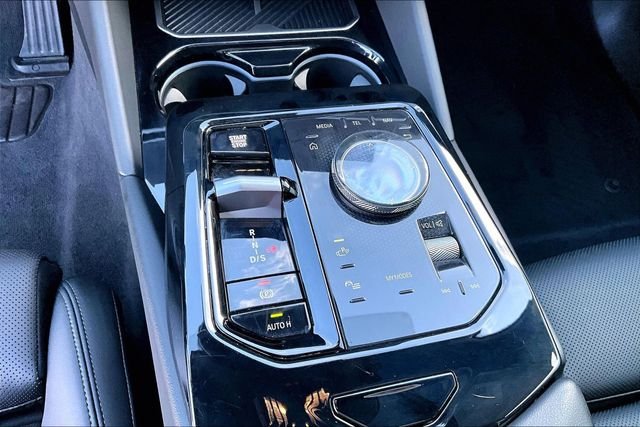 2024 BMW 5 Series 530i - Photo 31