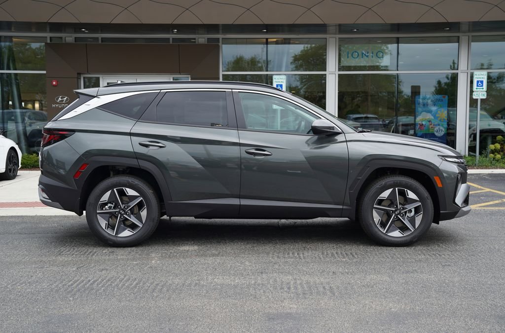 New 2026 Amazon Gray Hyundai SEL image 25