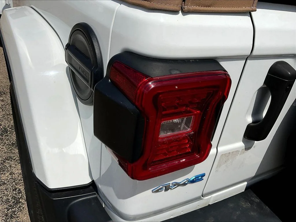 Used 2022 Bright White Clearcoat Jeep Unlimited Sahara 4xe image 22