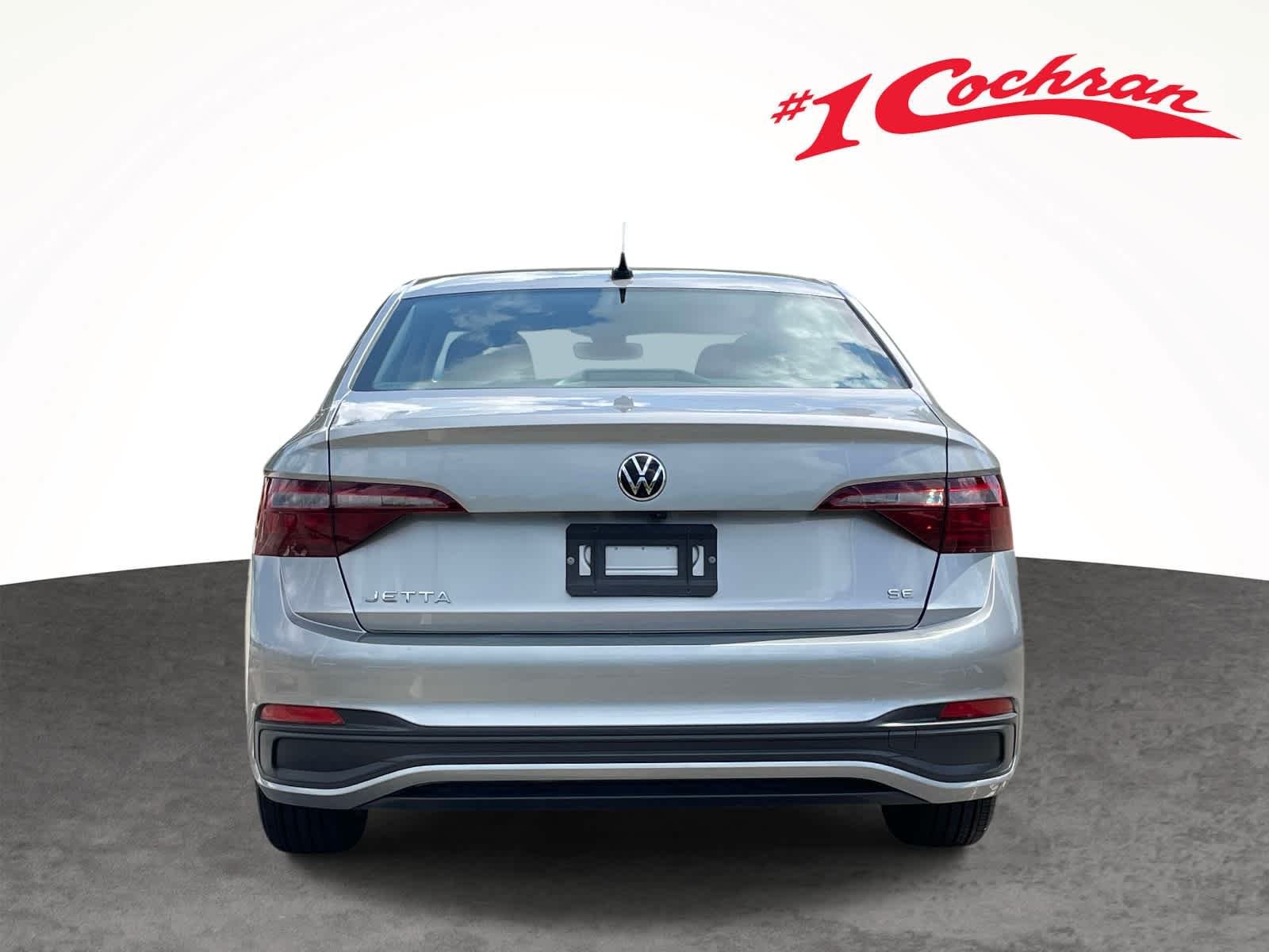 Used 2024 Pyrite Silver Metallic Volkswagen SE image 12