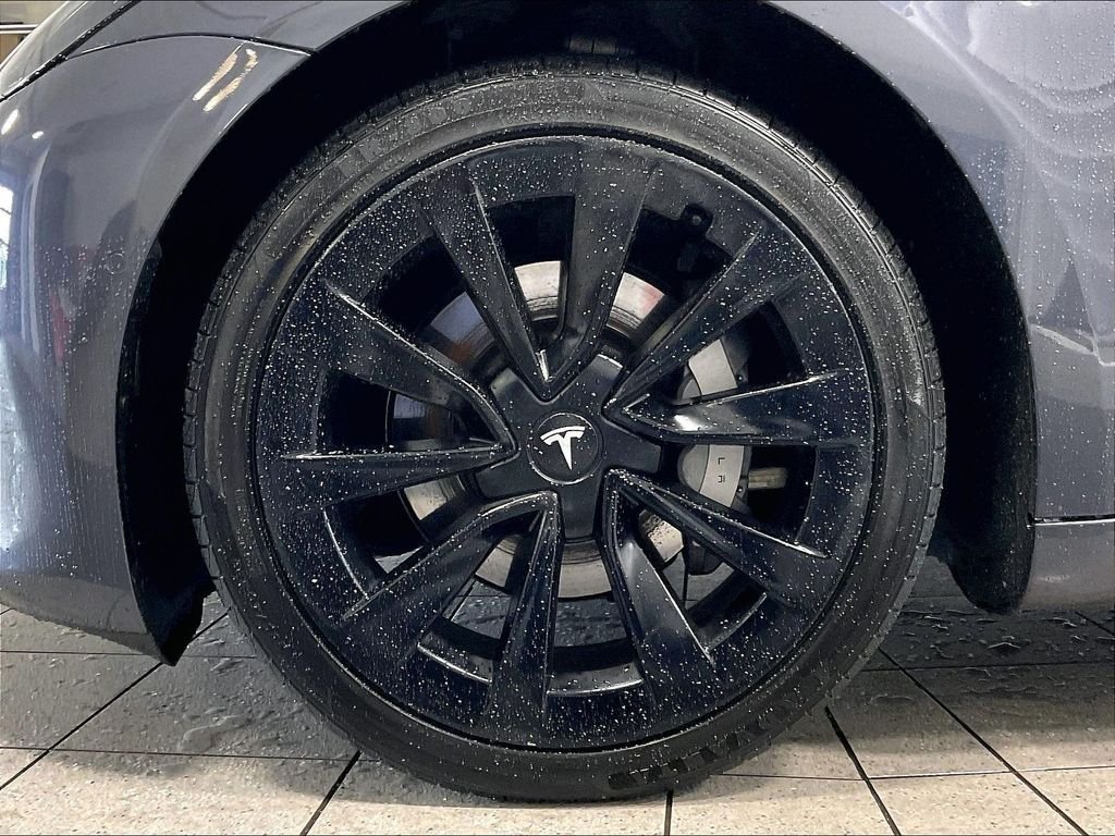 Used 2021 Gray Tesla Long Range image 7