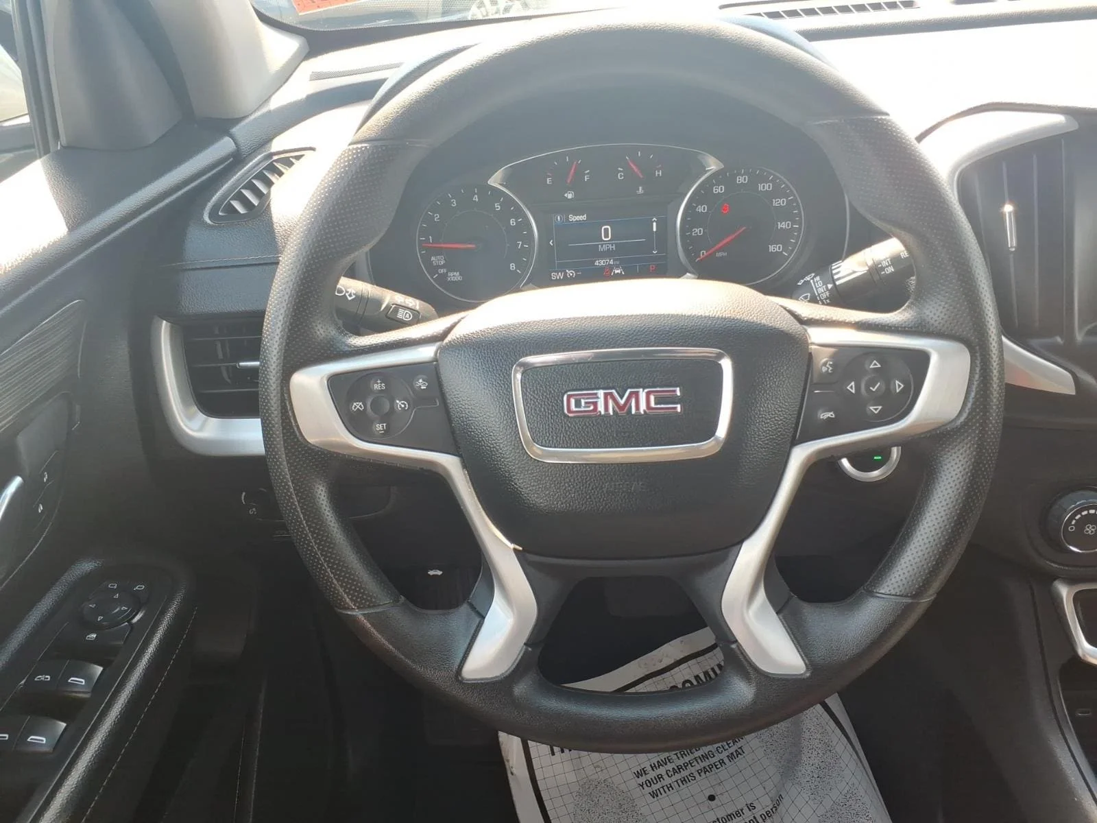 Used 2024 Sterling Metallic GMC SLE image 18