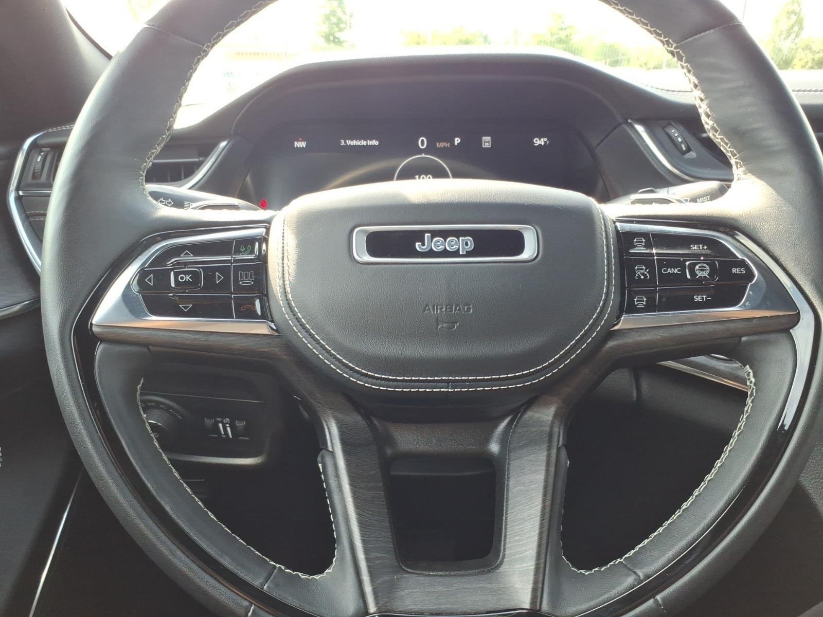 Used 2024 WHITE JEEP OVRLND image 27
