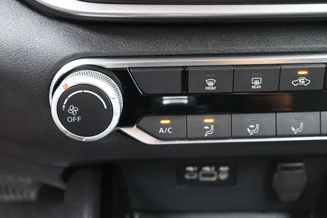 Used 2024 Gray Nissan 2.5 SV image 22