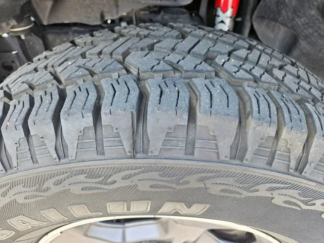 Used 2020 Gray Jeep Rubicon image 28