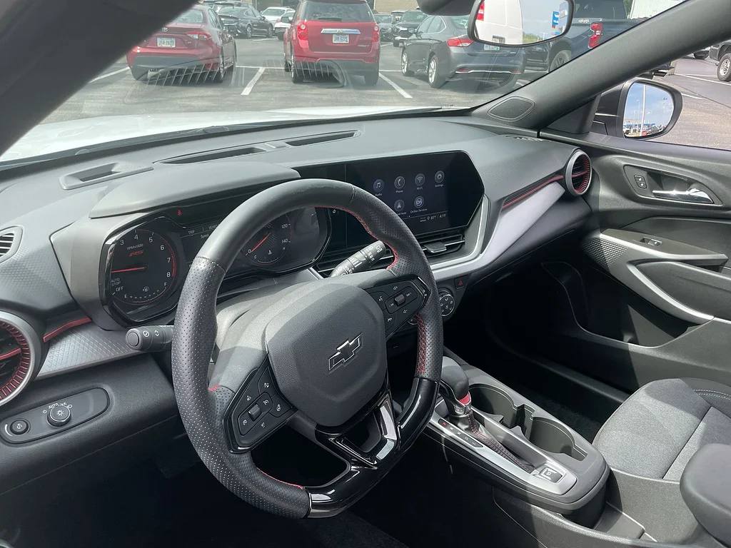 Used 2024 Summit White Chevrolet RS image 10