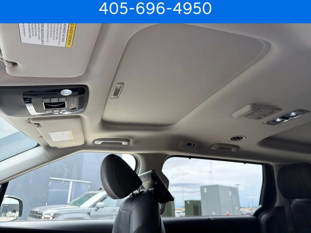 Pre-Owned 2022 Kia Carnival SX Prestige
