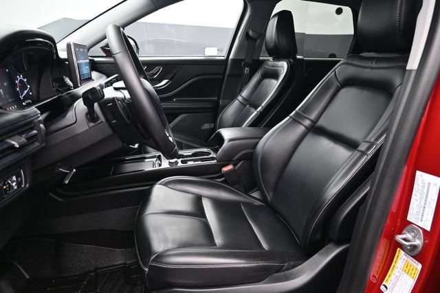 Used 2022 Red Lincoln Standard image 10