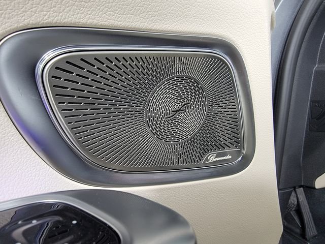 Certified Used 2022 Gray Mercedes-Benz C 300 image 23