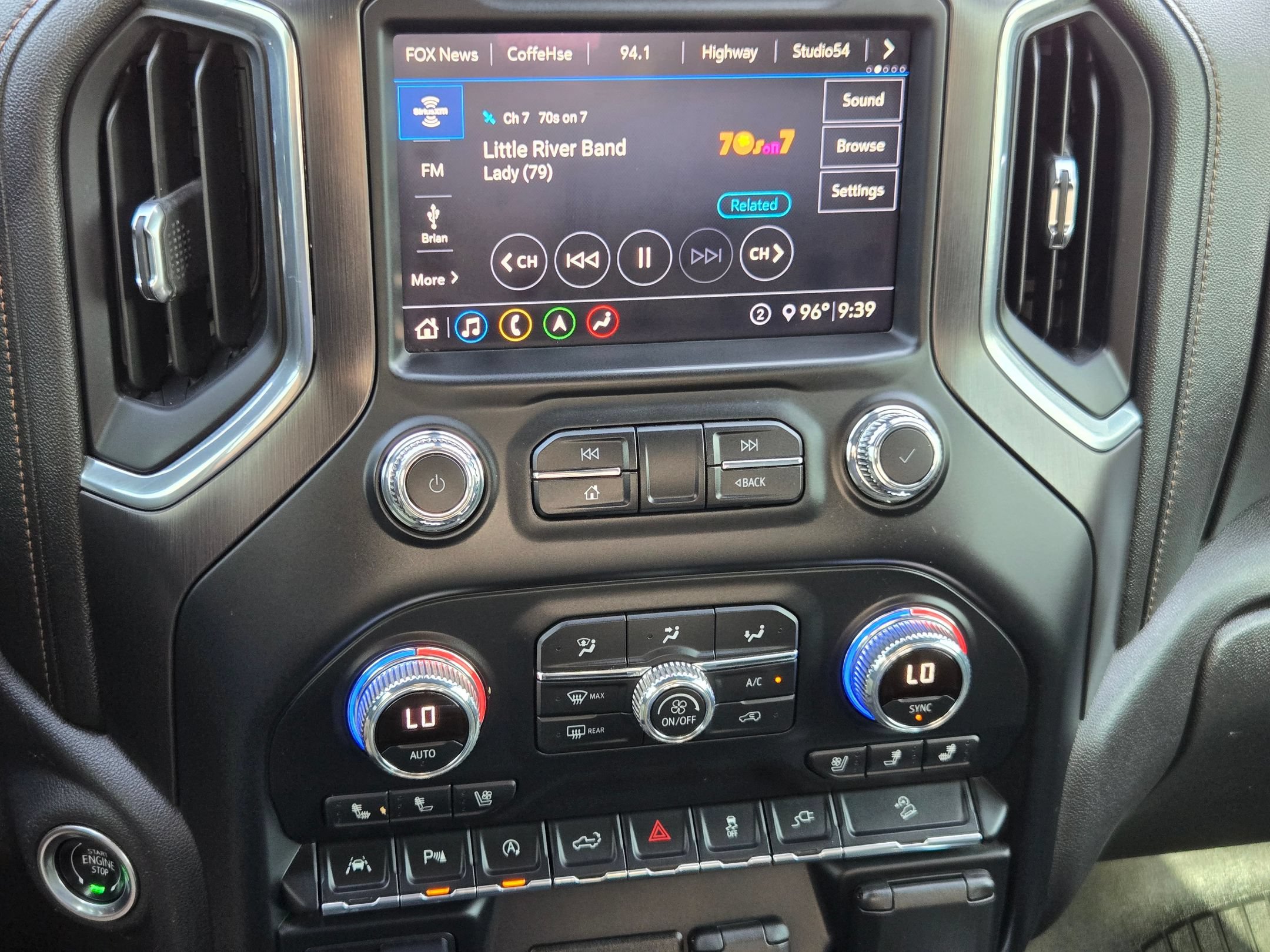 Used 2020 Onyx Black GMC AT4 image 32