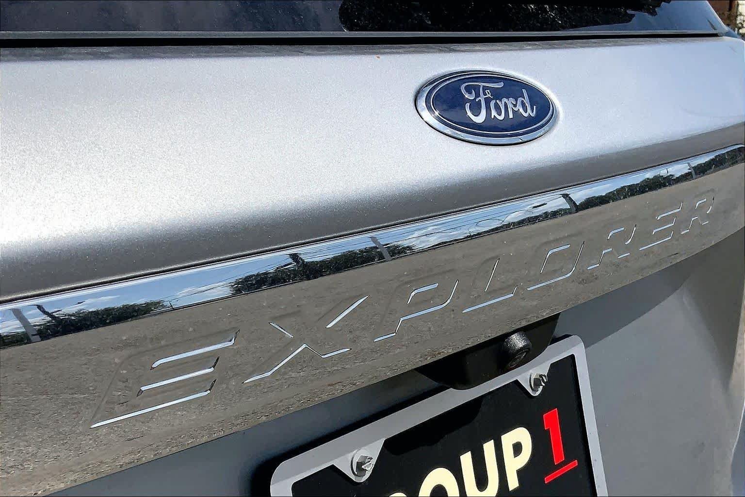 Used 2023 Iconic Silver Metallic Ford King Ranch image 61